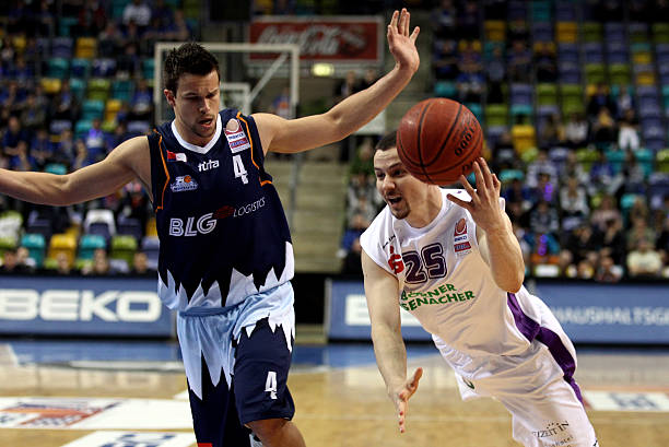 以其速度和 以其速度和