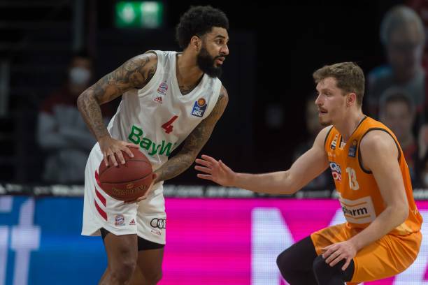 联赛中的平 联赛中的平