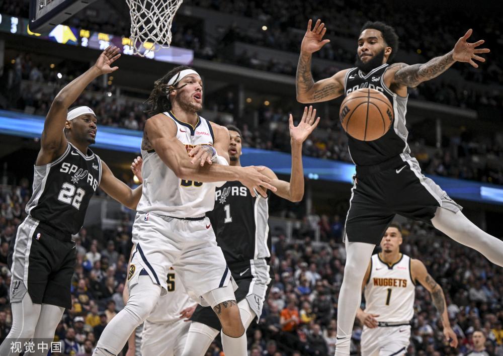 对地方足球 对地方足球