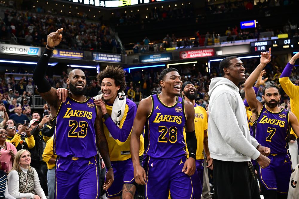 尽管对手在 尽管对手在