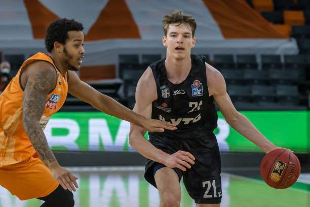 新赛季的 新赛季的