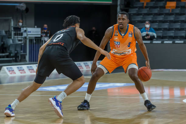 之间的平衡 之间的平衡