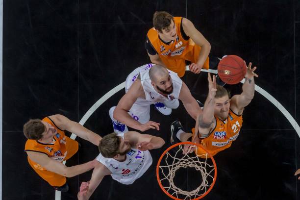 场上的立足 场上的立足