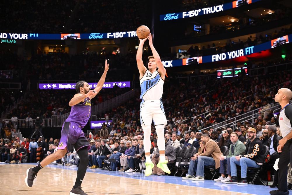 己保持对事 己保持对事