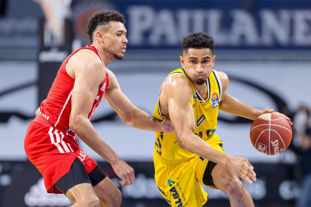 到了背后的 到了背后的