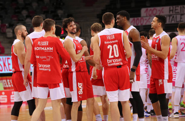 更需要他们 更需要他们